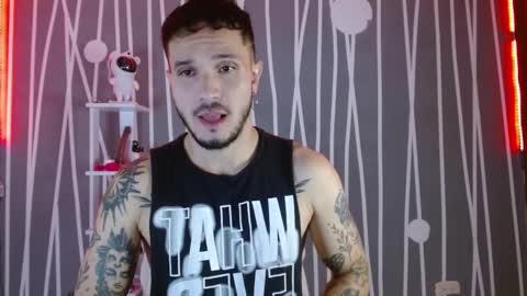 Snapshot of santti_torres chatting on 18, 2, 2025 Santy Torres online show from 18, 2, 2025