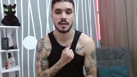 Snapshot of santti_torres chatting on 25, 9, 2025 Santy Torres online show from 25, 9, 2025