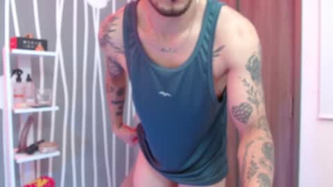 Snapshot of santti_torres chatting on 30, 11, 2025 Santy Torres online show from 30, 11, 2025