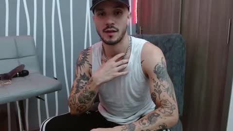 Snapshot of santti_torres chatting on 26, 2, 2026 Santy Torres online show from 26, 2, 2026