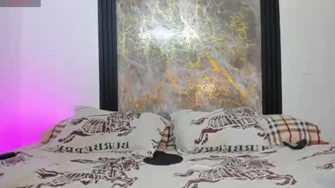 santy_of1 online show from 21, 6, 2026