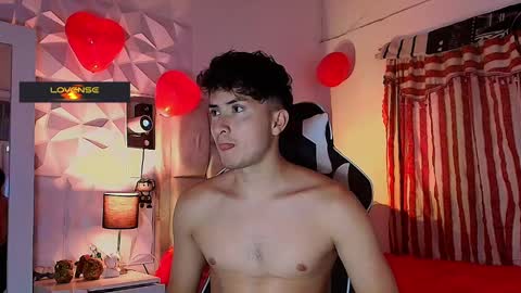 Santyago online show from 4, 3, 2025