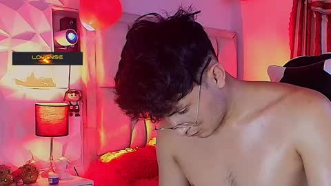 Santyago online show from 5, 3, 2025