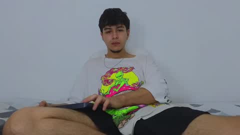 Snapshot of santybig18 chatting on 5, 2, 2025 santybig18 online show from 5, 2, 2025