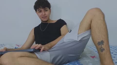 Snapshot of santybig18 chatting on 5, 3, 2025 santybig18 online show from 5, 3, 2025