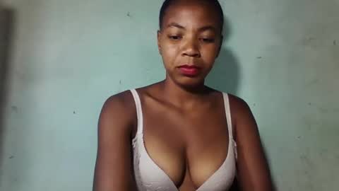 sanyah0123 online show from 5, 12, 2025