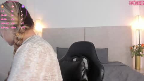 Saori  online show from 30, 3, 2026