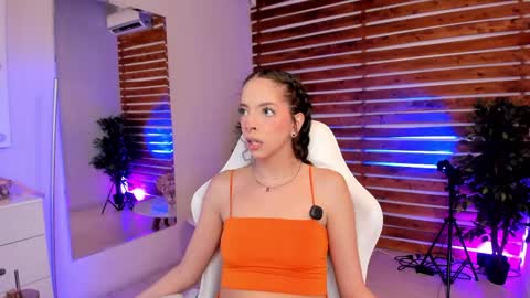 Snapshot of sapphire_venus chatting on 14, 5, 2026 Valerin online show from 14, 5, 2026
