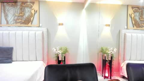    online show from 15, 4, 2026