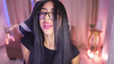 Sara  online show from 13, 1, 2025