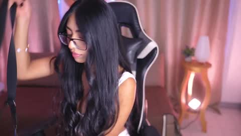 Sara  online show from 29, 1, 2025