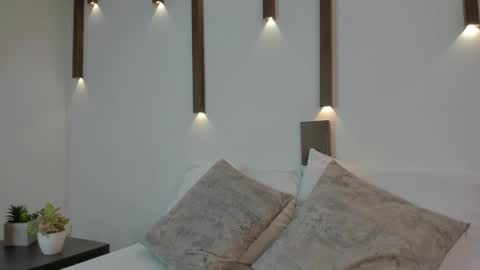 Sara online show from 28, 2, 2025