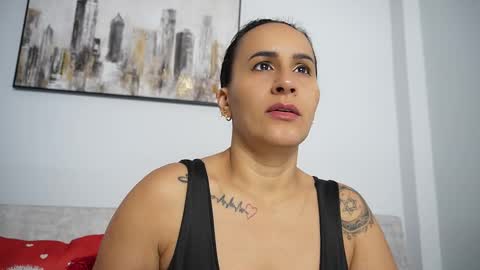   online show from 13, 10, 2025