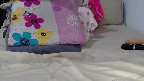 Sara Greyx online show from 9, 3, 2025