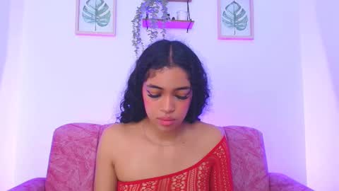 Snapshot of sara_jhonsonn chatting on 24, 2, 2025 Sara Jhonson online show from 24, 2, 2025