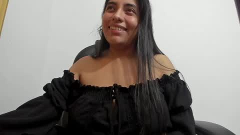 sara_len online show from 27, 5, 2026