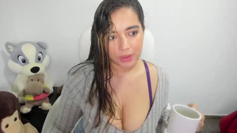 Snapshot of sara_lizcano chatting on 28, 12, 2024 sarah LIZCANO....... online show from 28, 12, 2024