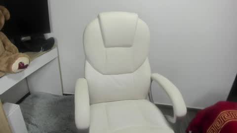 Snapshot of sara_lizcano chatting on 27, 2, 2025 sarah LIZCANO....... online show from 27, 2, 2025