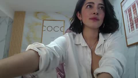Snapshot of sara_lopez_s chatting on 9, 9, 2025 Sara online show from 9, 9, 2025