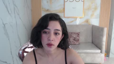Snapshot of sara_lopez_s chatting on 6, 10, 2025 Sara online show from 6, 10, 2025