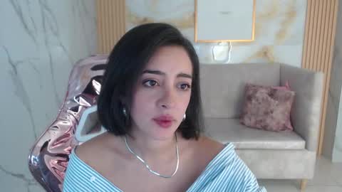 Snapshot of sara_lopez_s chatting on 17, 10, 2025 Sara online show from 17, 10, 2025