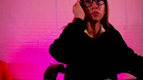 Sara Love online show from 19, 5, 2026