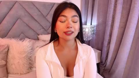 sara_owens7 online show from 20, 3, 2026