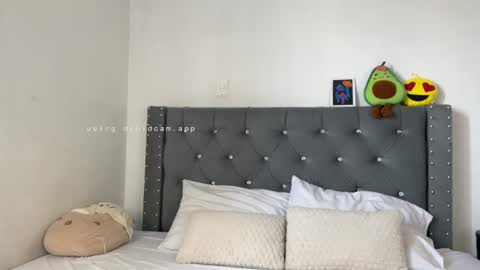 Sara online show from 28, 2, 2025