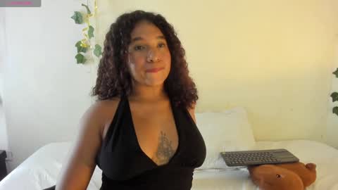 sara sofia online show from 2, 12, 2024