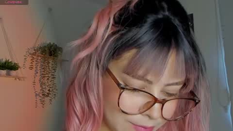 sara_sweett9 online show from 14, 6, 2026
