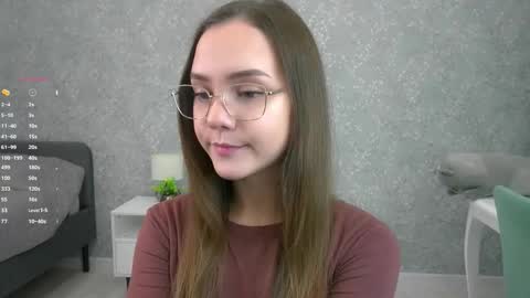 Snapshot of sara_whooops chatting on 20, 11, 2025 Im Sara online show from 20, 11, 2025