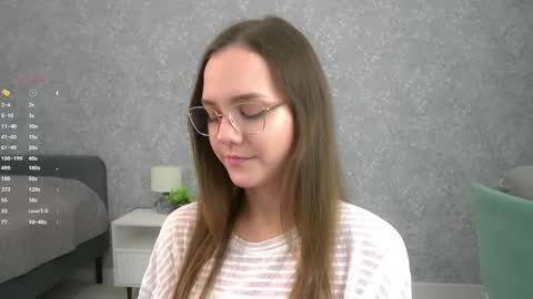 Snapshot of sara_whooops chatting on 29, 11, 2025 Im Sara online show from 29, 11, 2025