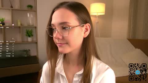 Snapshot of sara_whooops chatting on 13, 1, 2026 Im Sara online show from 13, 1, 2026