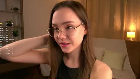 Snapshot of sara_whooops chatting on 19, 2, 2026 Im Sara online show from 19, 2, 2026