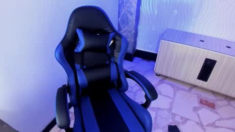  1 online show from 6, 2, 2026