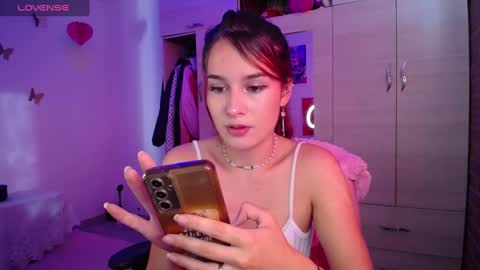 Bri  online show from 4, 12, 2024