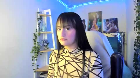 Sarah Ramirez online show from 21, 1, 2025