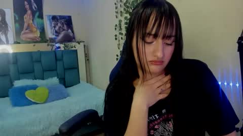 Sarah Ramirez online show from 3, 2, 2025