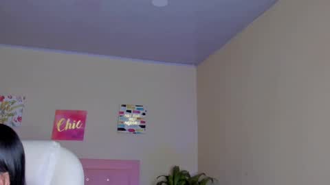 Sarah Ramirez online show from 19, 2, 2025