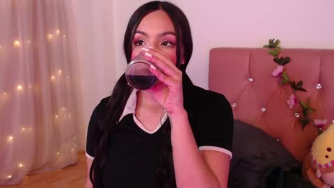          online show from 5, 2, 2025