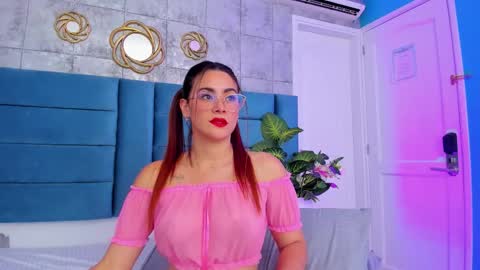 Sara Alvarezx online show from 3, 3, 2026