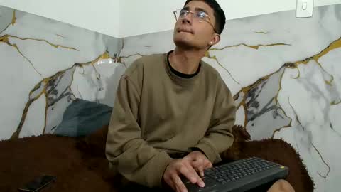 sara and thomas online show from 22, 2, 2026