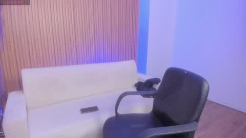 Sara  Everyday From 1430 to 2130 Col Time online show from 30, 12, 2024