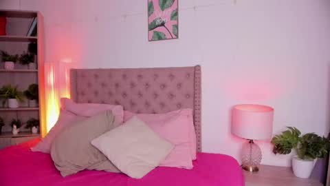 Sarada Parker online show from 17, 12, 2024