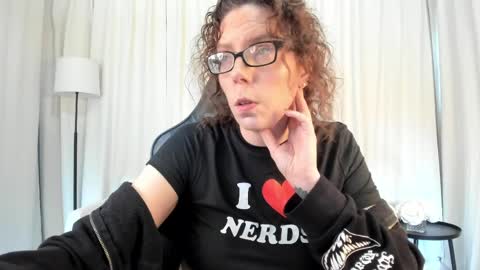 Sara Desire online show from 2, 4, 2026