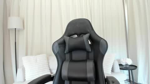 Sara Desire online show from 16, 4, 2026