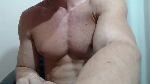 saradorj92 online show from 31, 1, 2026