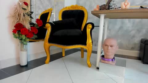 Sara Ferrera online show from 12, 10, 2025