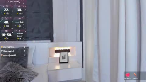  Sara Gomez  online show from 4, 3, 2025