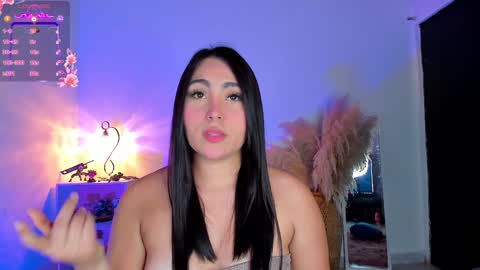 Sarah Valkiria  IG  Sar lanister online show from 1, 12, 2024